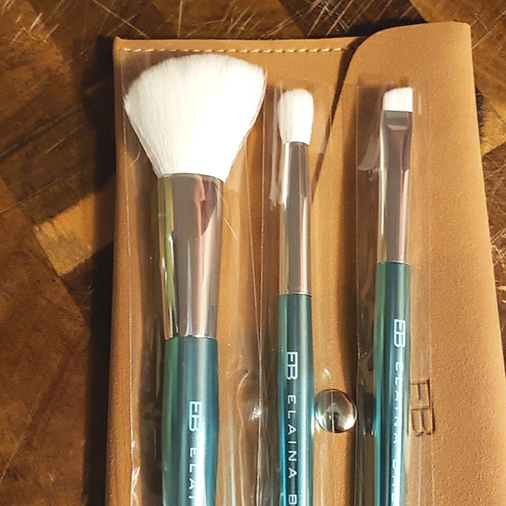{Tresluce} + {Elaina Badro} + {Glamierre}, Brush Trio, NIB